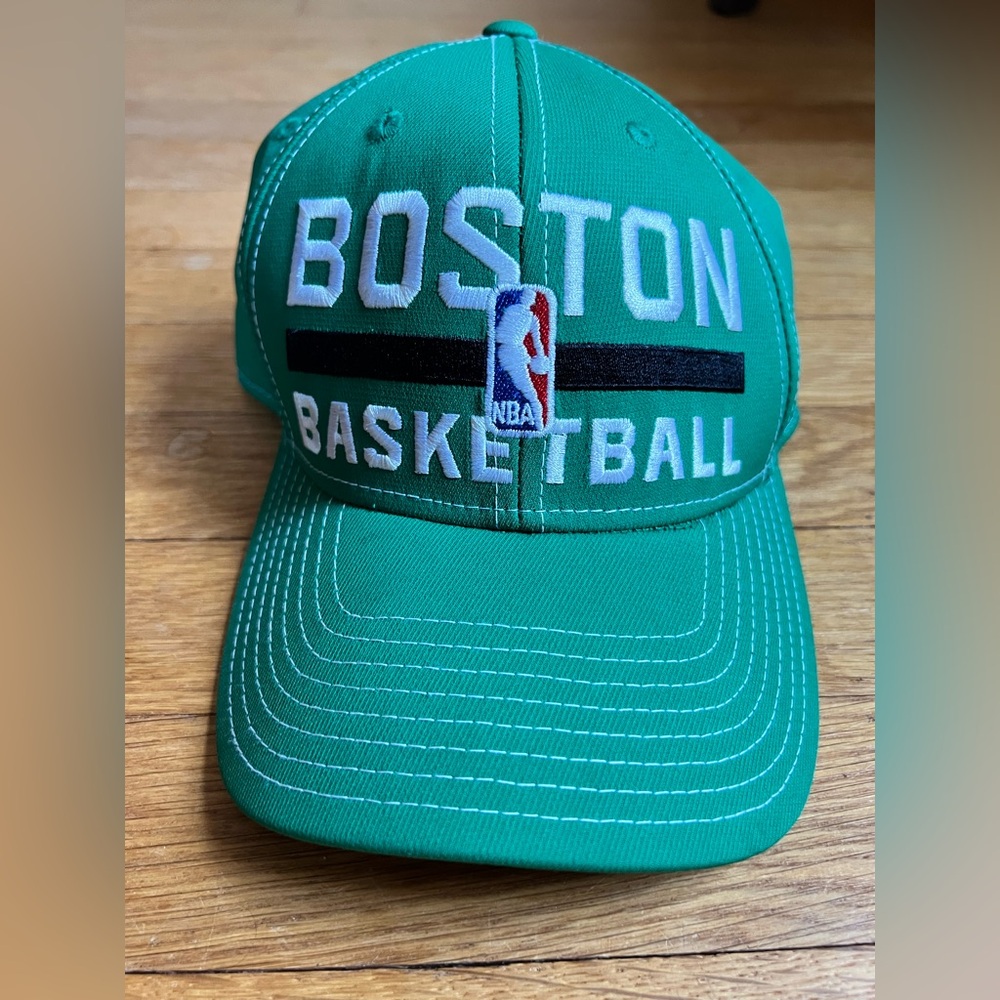 Adidas Boston Celtics Hat NWOT Unisex